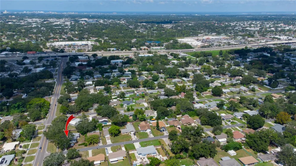 2720 STATE ROAD 590 Clearwater, FL 33759
