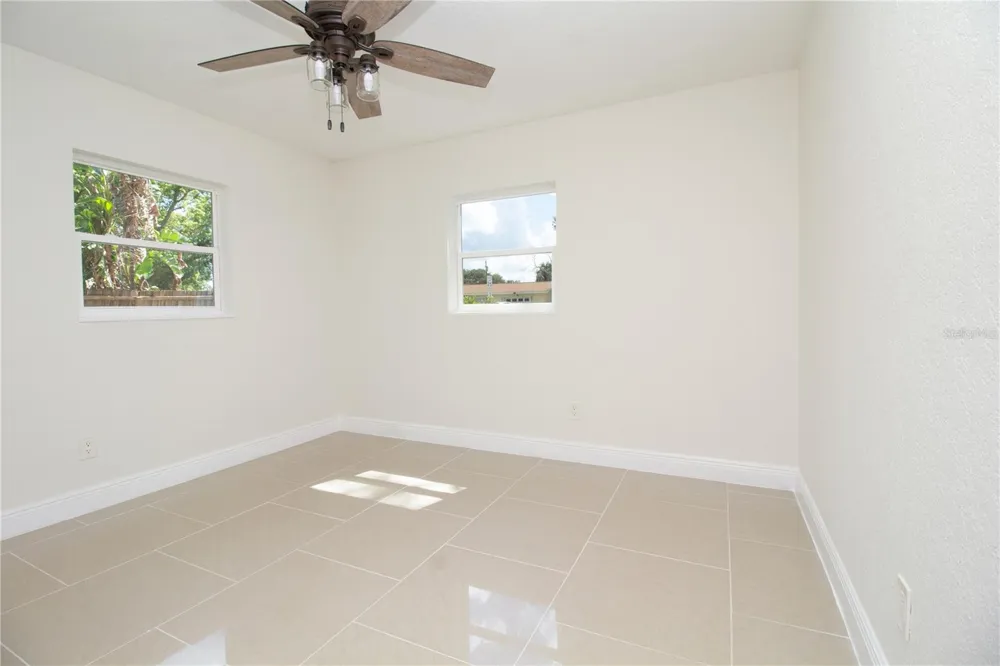 2720 STATE ROAD 590 Clearwater, FL 33759