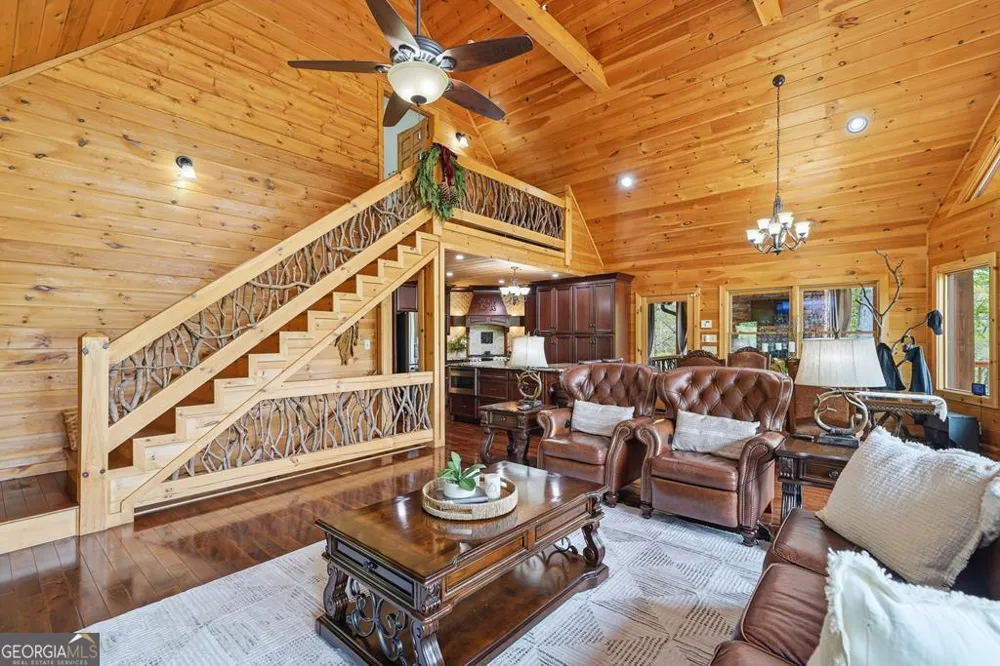 339 Birdseye VW Blue Ridge, GA 30513