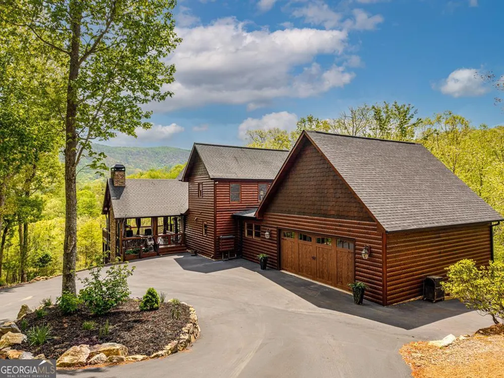 339 Birdseye VW Blue Ridge, GA 30513