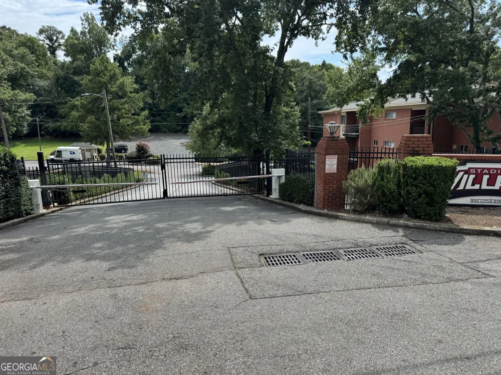250 Little ST Athens, GA 30605