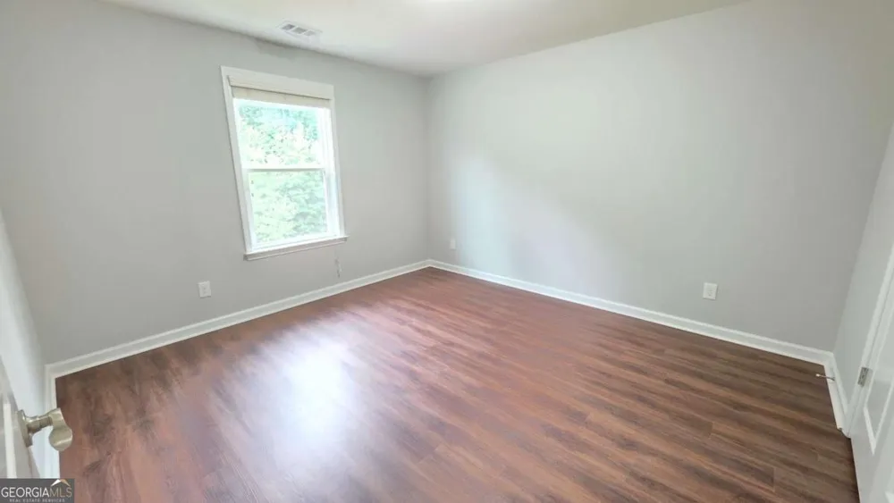 2339 Village Grove DR Suwanee, GA 30024