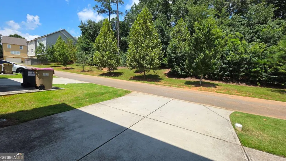 2339 Village Grove DR Suwanee, GA 30024