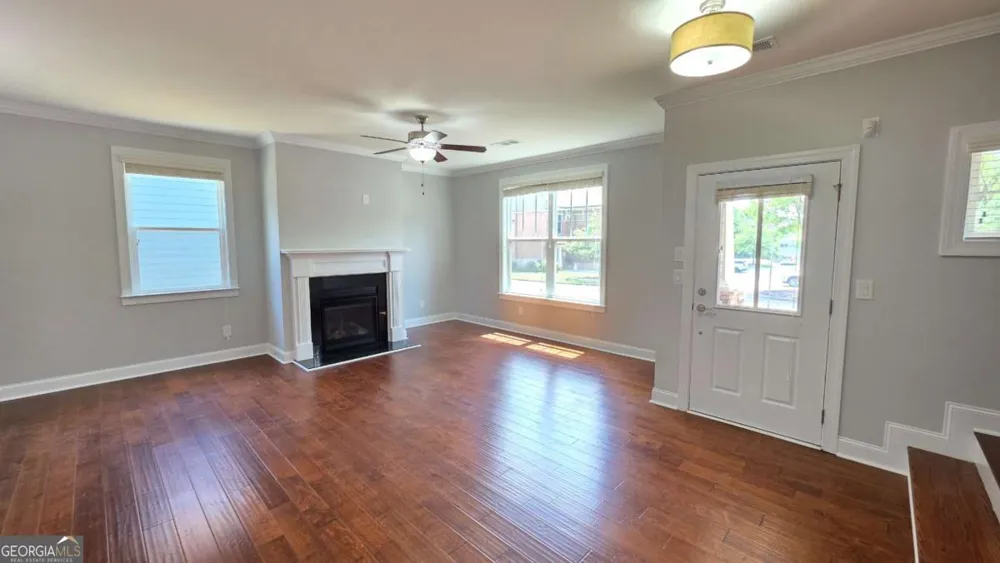 2339 Village Grove DR Suwanee, GA 30024