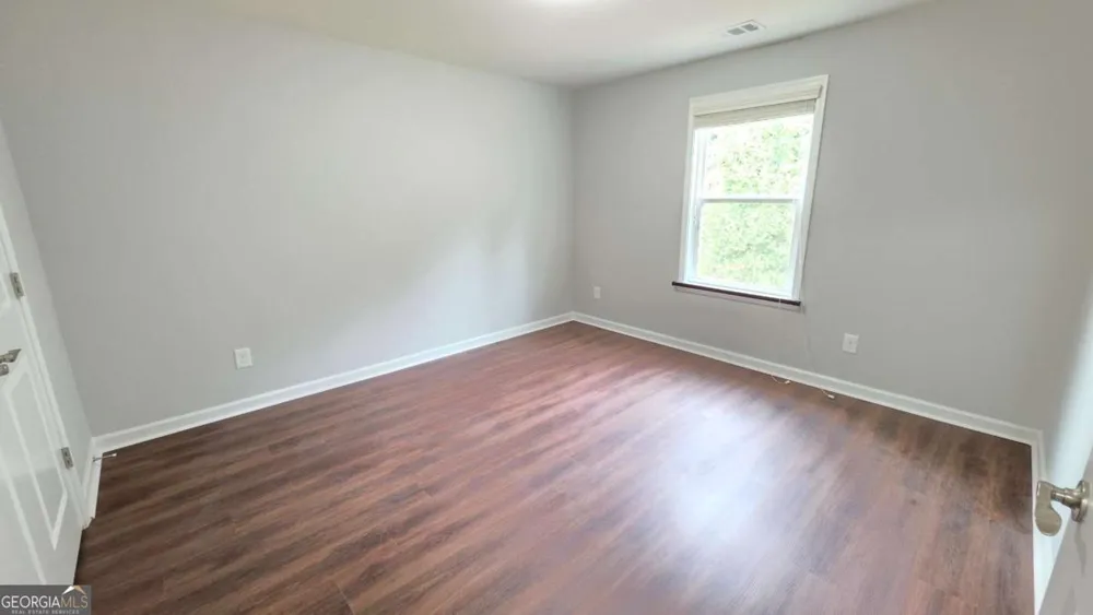 2339 Village Grove DR Suwanee, GA 30024