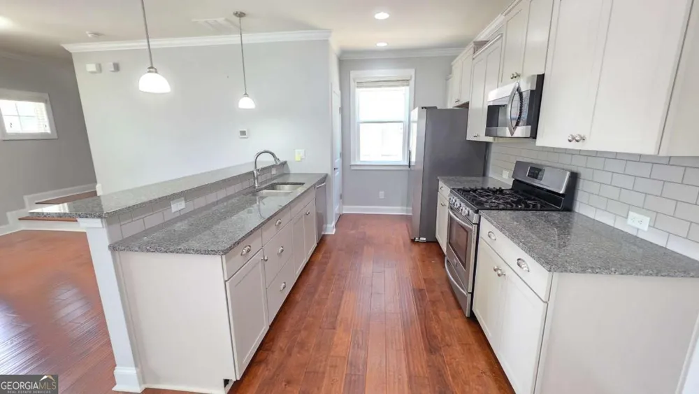 2339 Village Grove DR Suwanee, GA 30024