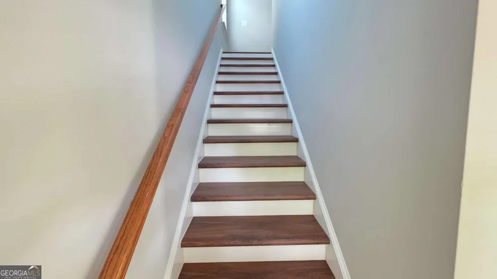 2339 Village Grove DR Suwanee, GA 30024