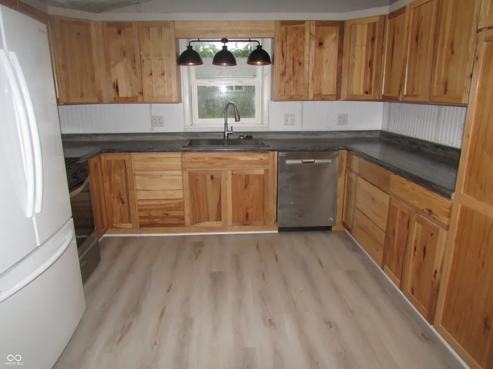 708 Evans Street Lebanon, IN 46052