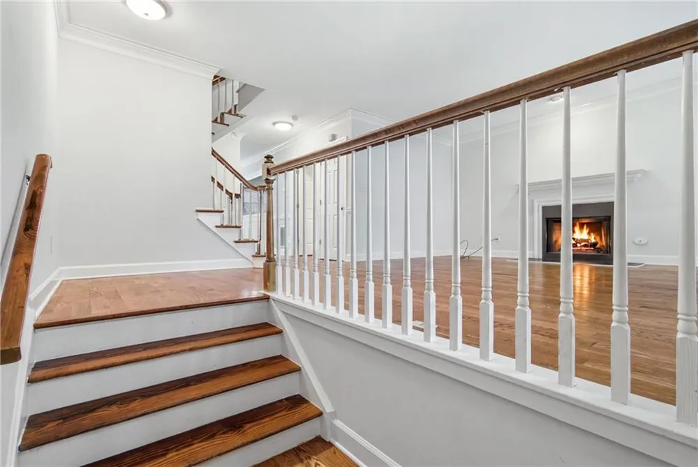 7500 Roswell Road #6 Sandy Springs, GA 30350