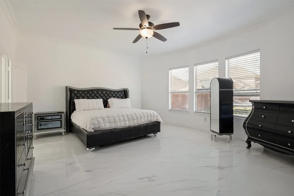6951 Seascape Drive Grand Prairie, TX 75054