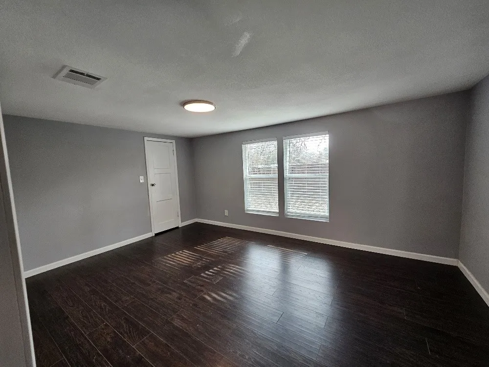 207 Pine Street Keene, TX 76059