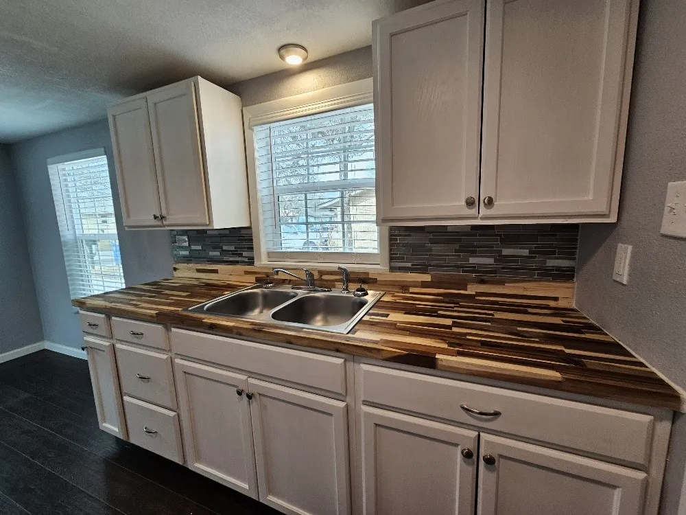 207 Pine Street Keene, TX 76059