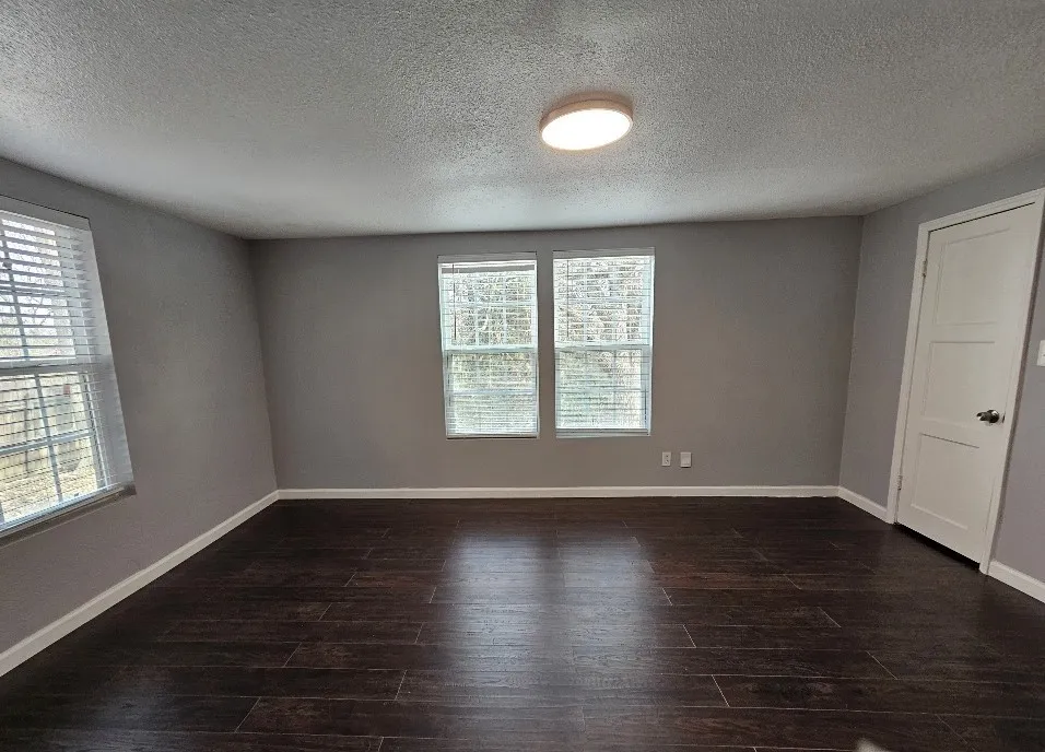 207 Pine Street Keene, TX 76059