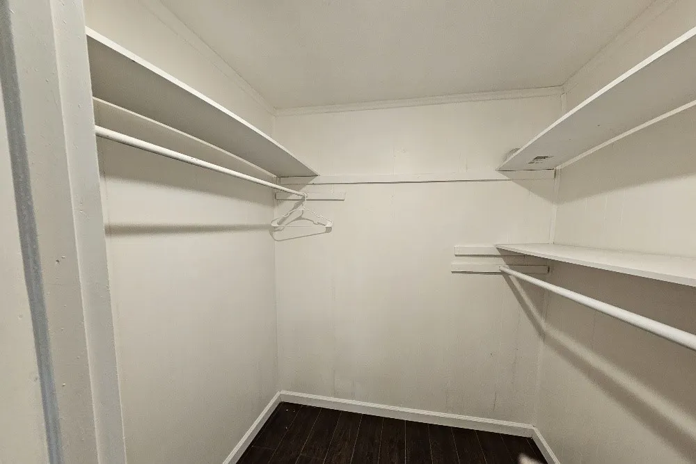 207 Pine Street Keene, TX 76059