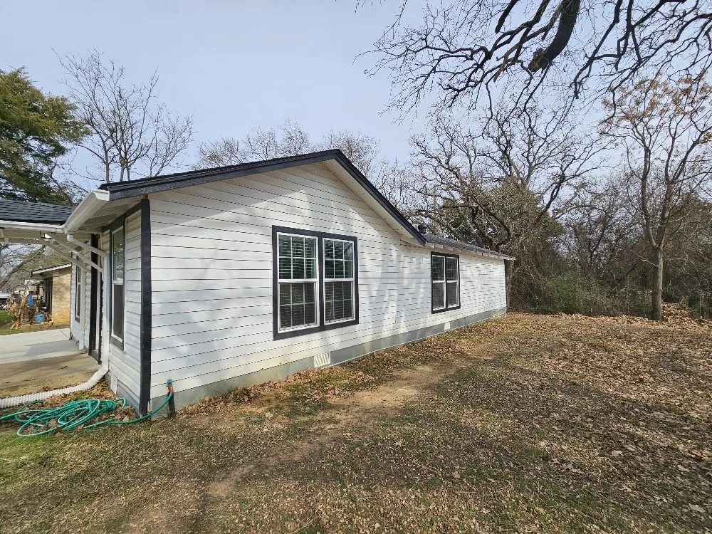 207 Pine Street Keene, TX 76059