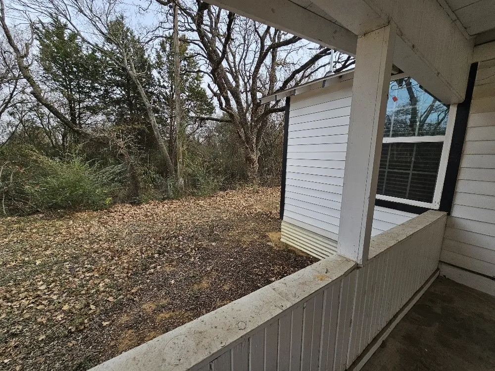 207 Pine Street Keene, TX 76059