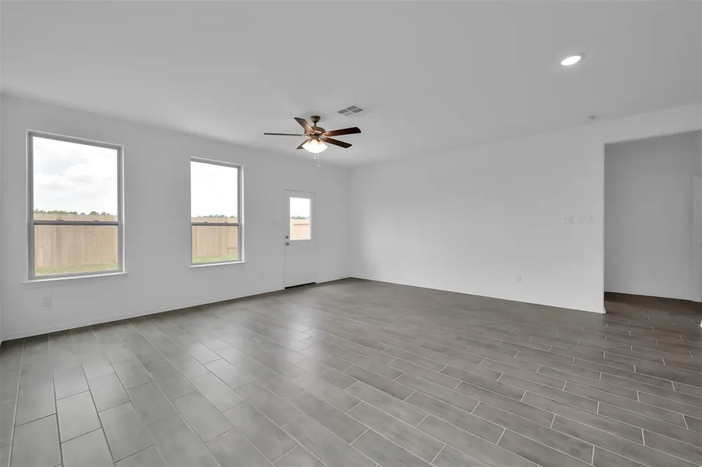 9699 Caney Trails Road Conroe, TX 77303