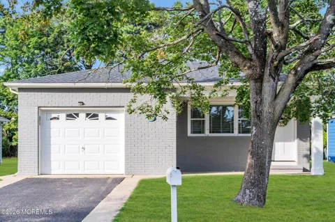 180 Biabou Drive