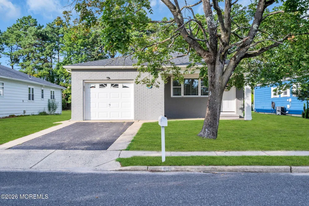 180 Biabou Drive Toms River, NJ 08757