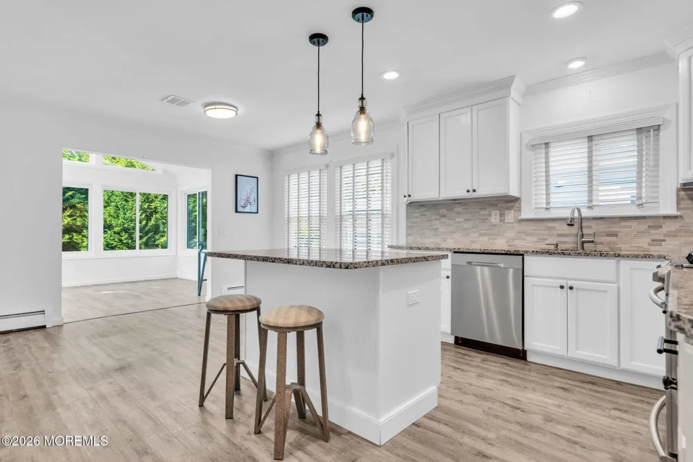 180 Biabou Drive Toms River, NJ 08757