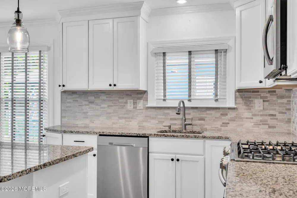 180 Biabou Drive Toms River, NJ 08757