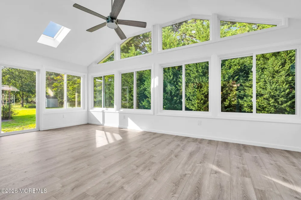 180 Biabou Drive Toms River, NJ 08757
