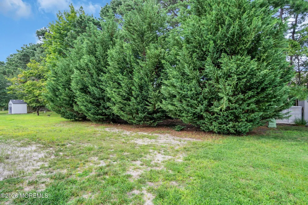 180 Biabou Drive Toms River, NJ 08757