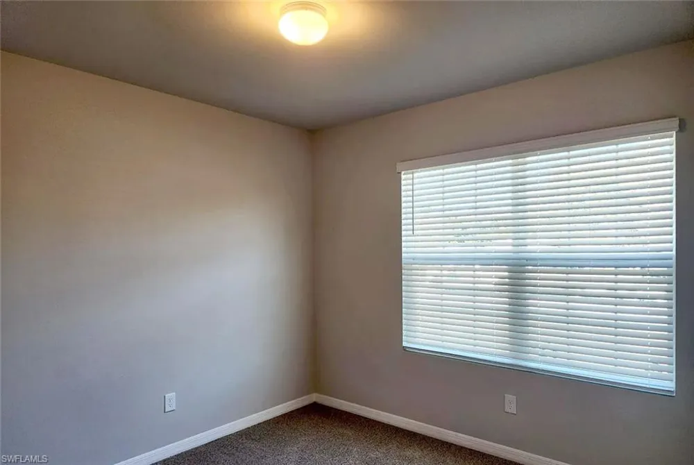 20580 Charles Street Alva, FL 33920