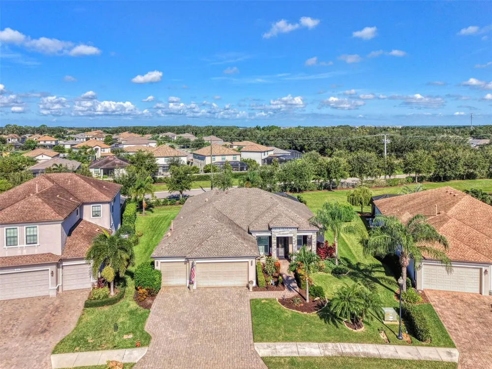 708 ROSEMARY CIRCLE Bradenton, FL 34212