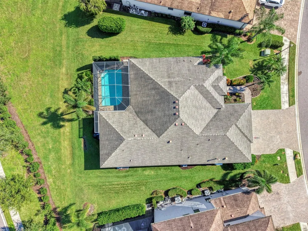 708 ROSEMARY CIRCLE Bradenton, FL 34212