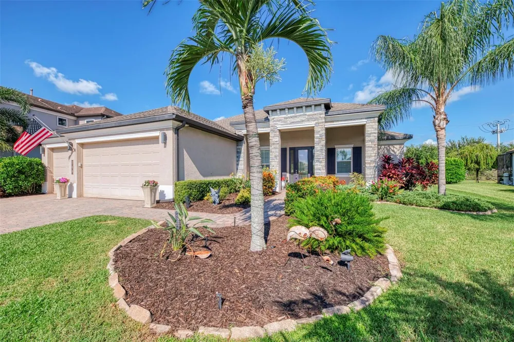 708 ROSEMARY CIRCLE Bradenton, FL 34212
