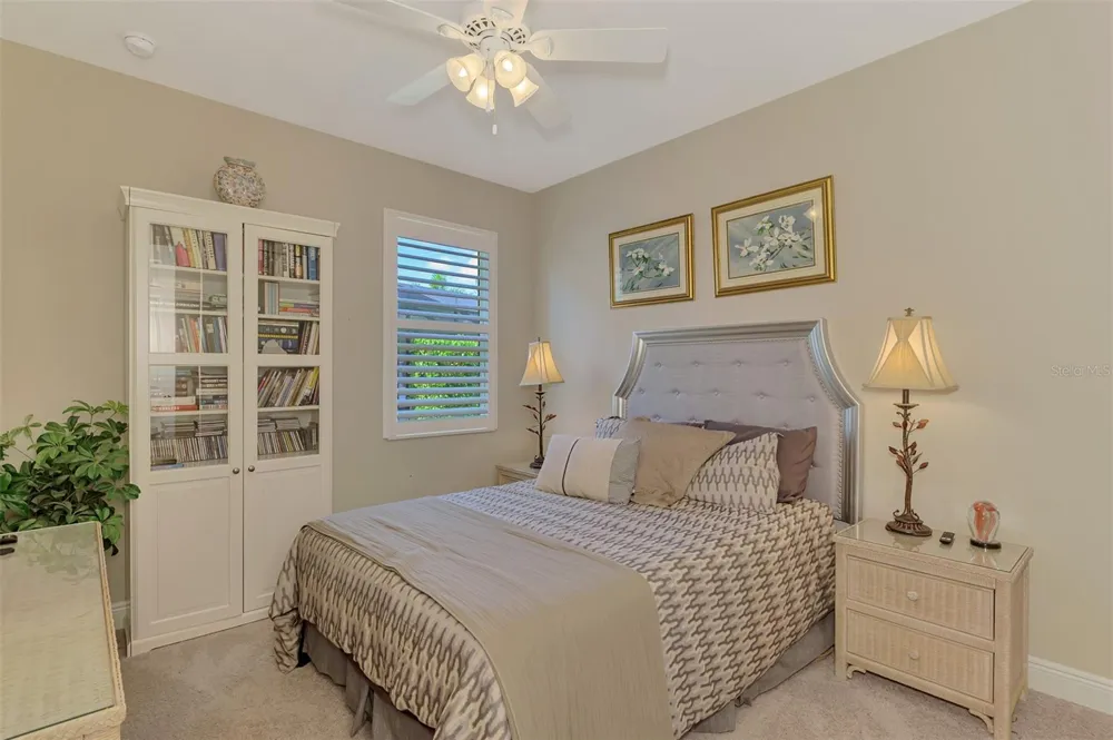 708 ROSEMARY CIRCLE Bradenton, FL 34212