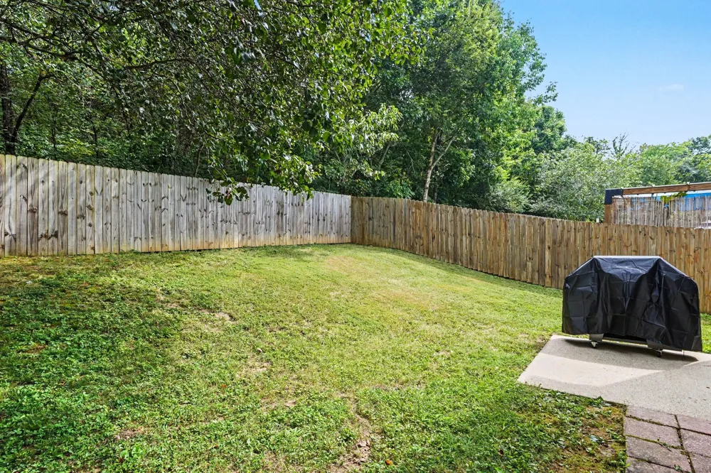 5616 Royal Ct Hermitage, TN 37076