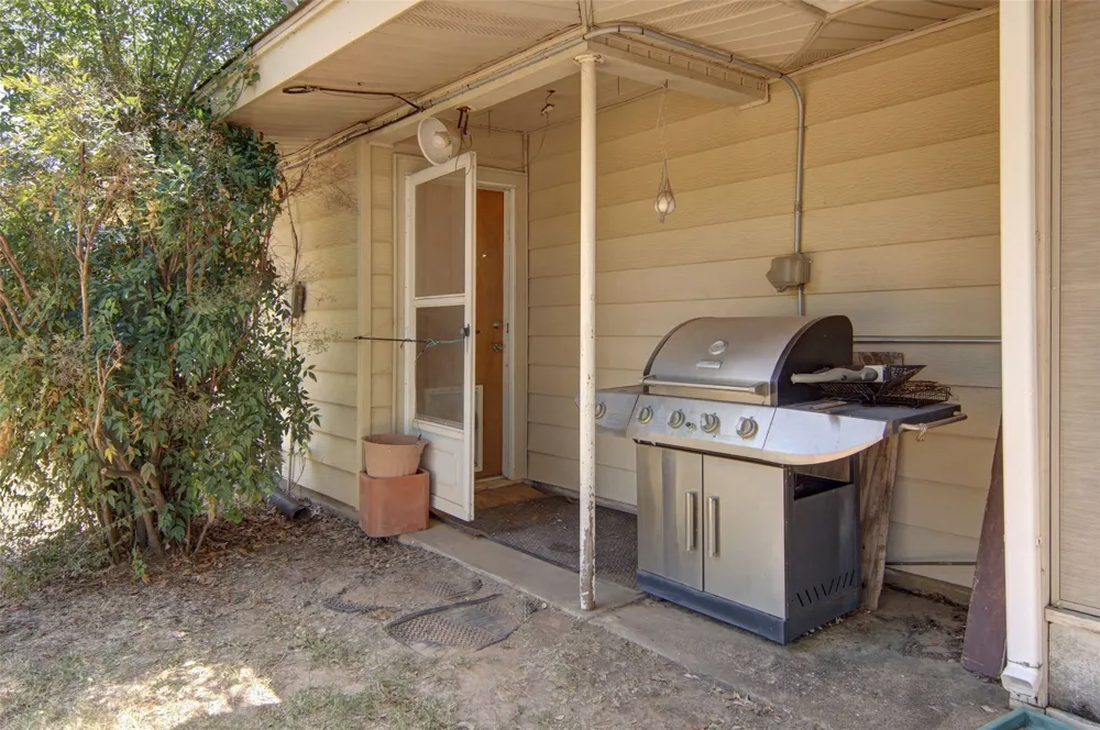 1205 Indiana Street Graham, TX 76450