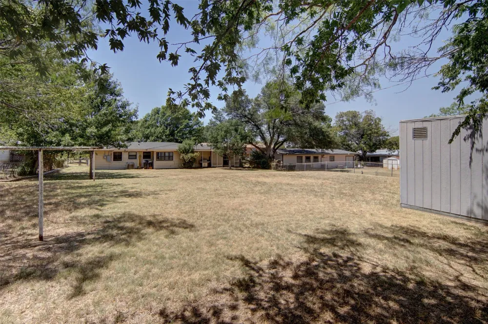 1205 Indiana Street Graham, TX 76450