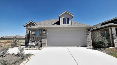 2819 Orange Leaf Drive