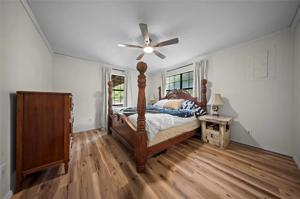 130 Hilltop Loop Lufkin, TX 75904