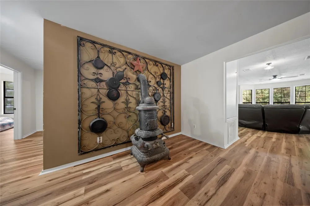 130 Hilltop Loop Lufkin, TX 75904