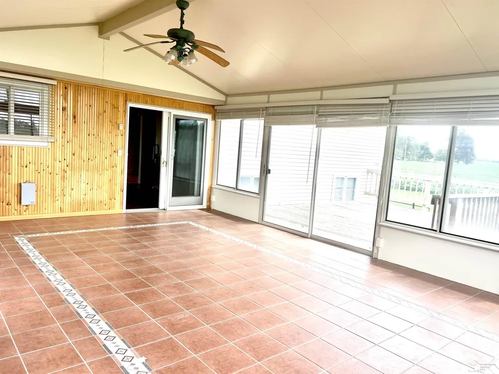 1434 S Vernon Road Venice Township, MI 48817