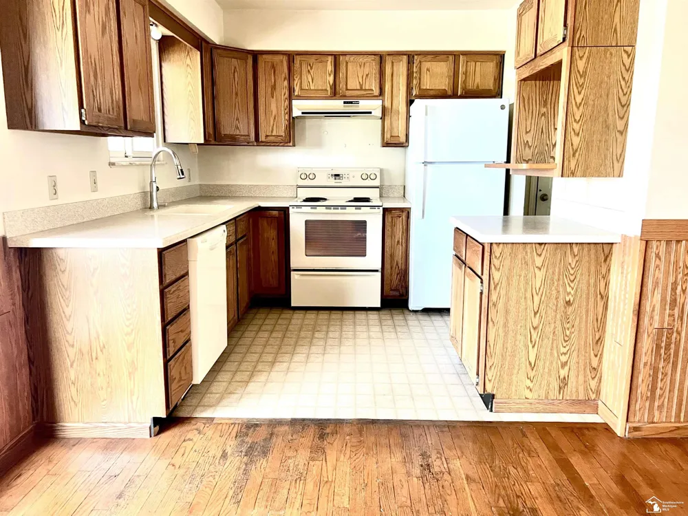 1434 S Vernon Road Venice Township, MI 48817