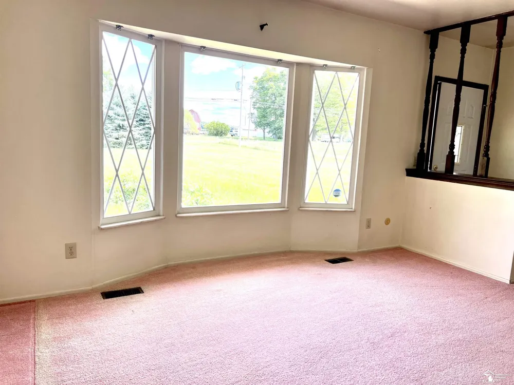 1434 S Vernon Road Venice Township, MI 48817