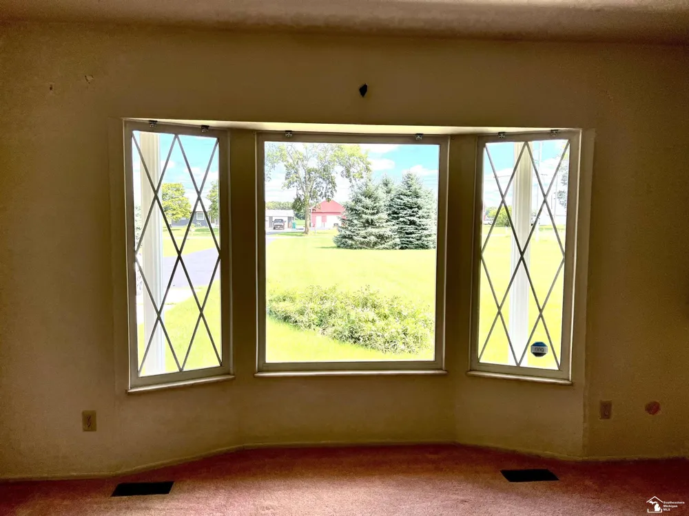 1434 S Vernon Road Venice Township, MI 48817