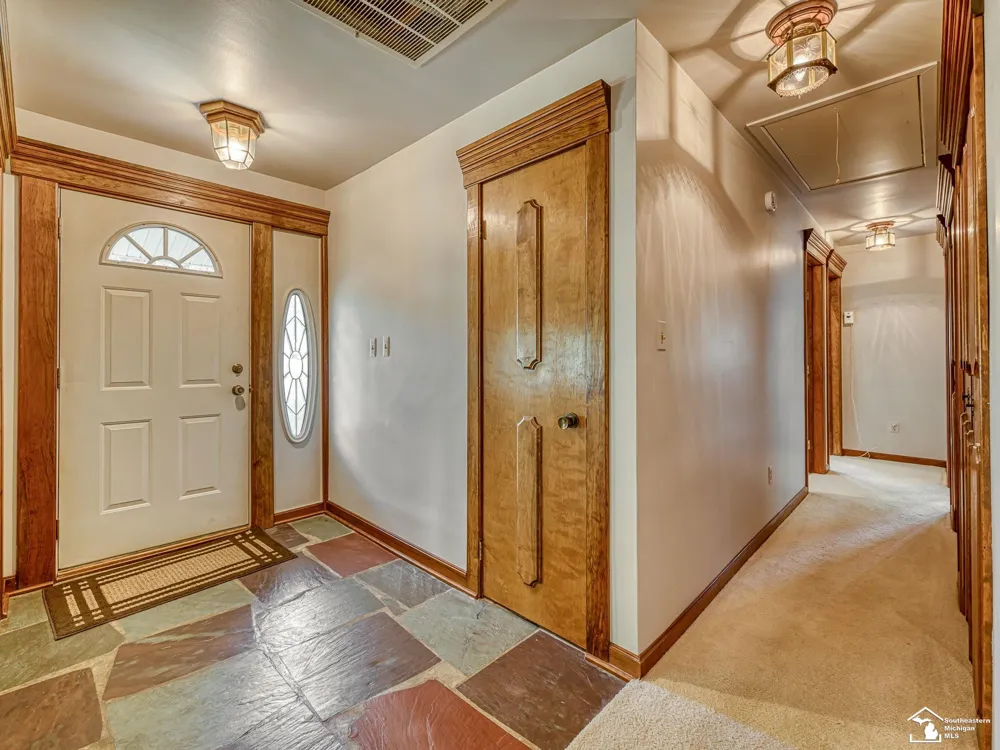26995 James Avenue Flat Rock City, MI 48134
