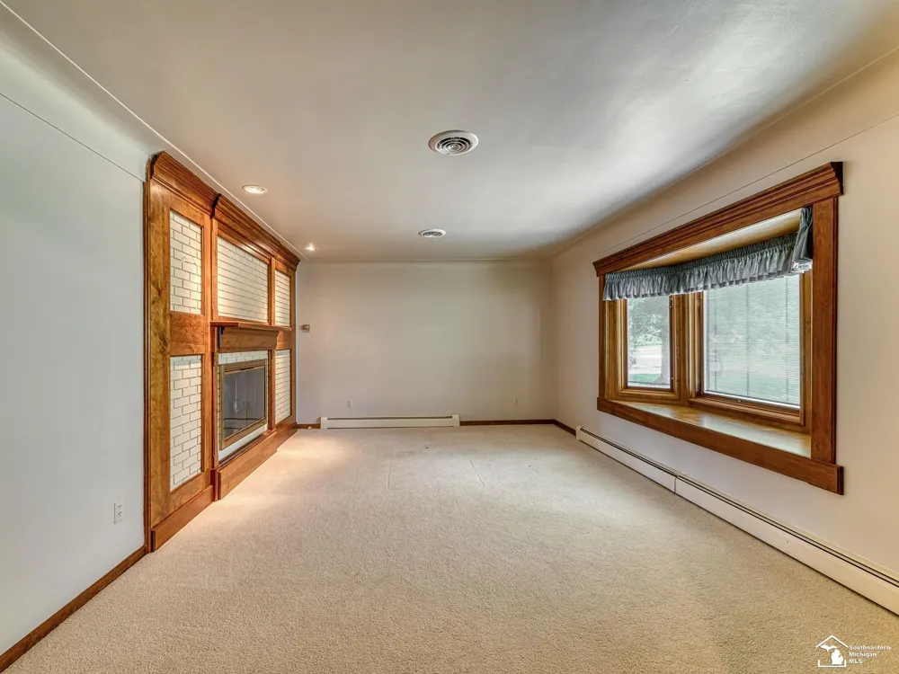 26995 James Avenue Flat Rock City, MI 48134