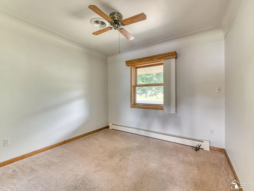 26995 James Avenue Flat Rock City, MI 48134