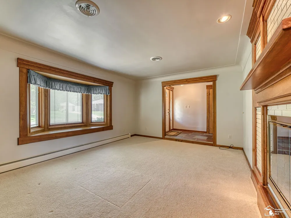 26995 James Avenue Flat Rock City, MI 48134