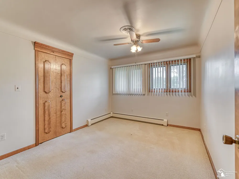 26995 James Avenue Flat Rock City, MI 48134