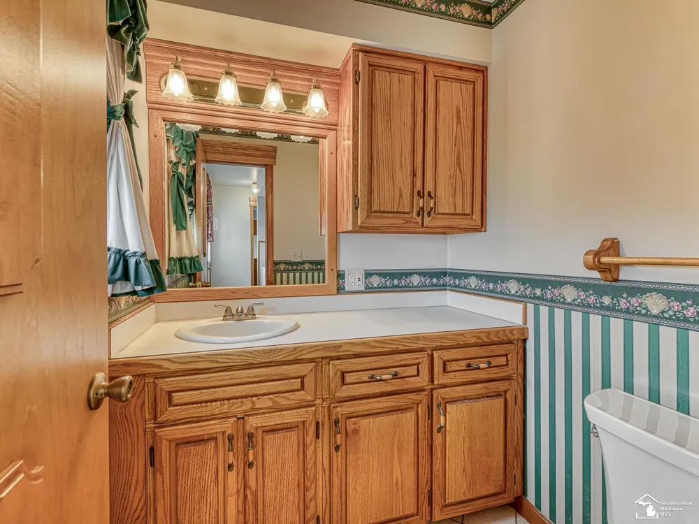 26995 James Avenue Flat Rock City, MI 48134