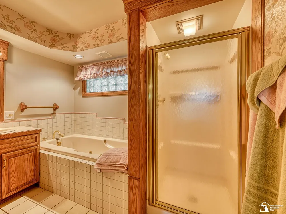 26995 James Avenue Flat Rock City, MI 48134