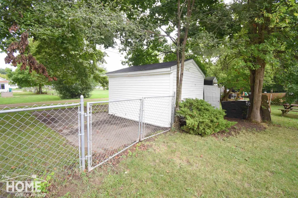 834 Broadway Avenue Owosso City, MI 48867